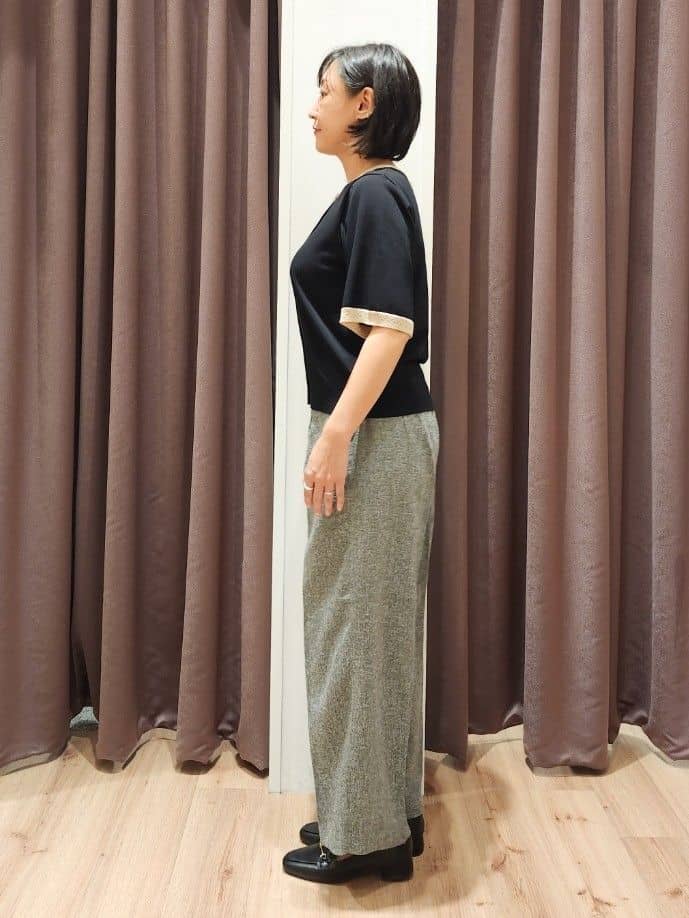 さくさんの「grove｜【2点SET/体型カバー】夏から秋まで着まわせる！プリーツビスチェセットアップ」を使ったコーディネート