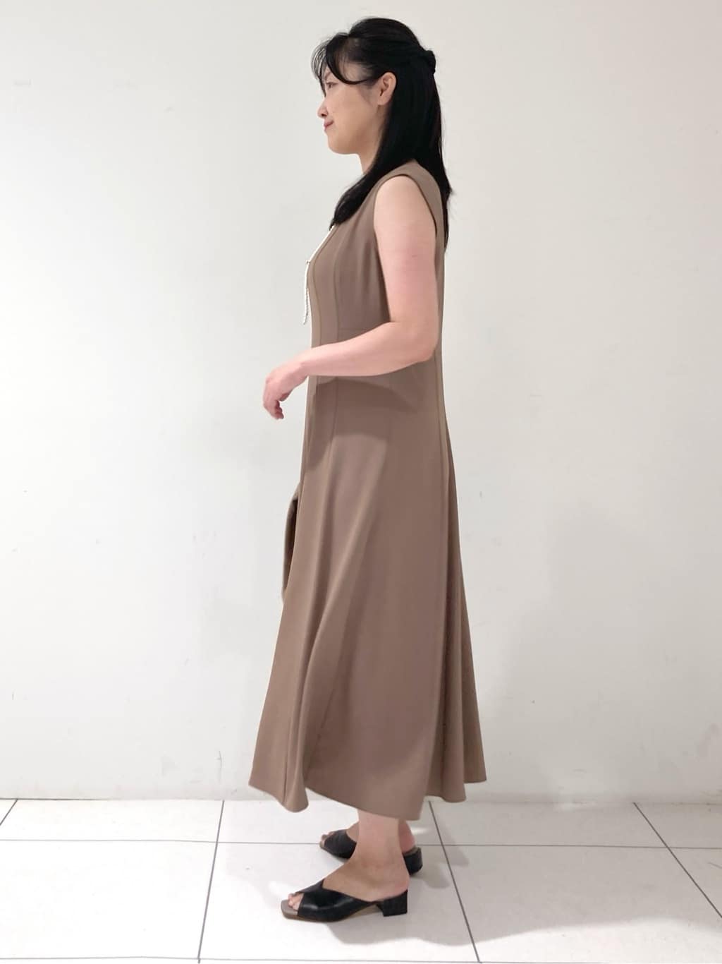 momokoさんの「INDIVI｜【軽く羽織れる！】ダブルジャケット」を使ったコーディネート