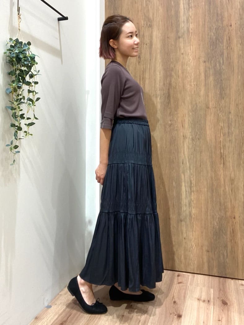 まなしぃさんの「grove｜【ひんやり多機能】やわらかドライタッチ 袖口シアードッキングプルオーバー」を使ったコーディネート