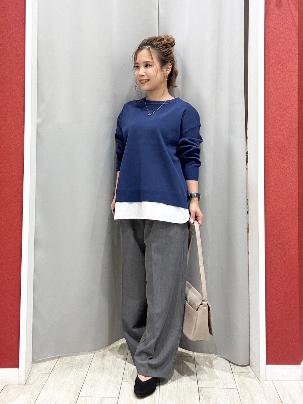 shioさんの「SHOO･LA･RUE｜【洗濯機可/S-LL】すっきり上品きれい見え タックワイドパンツ」を使ったコーディネート
