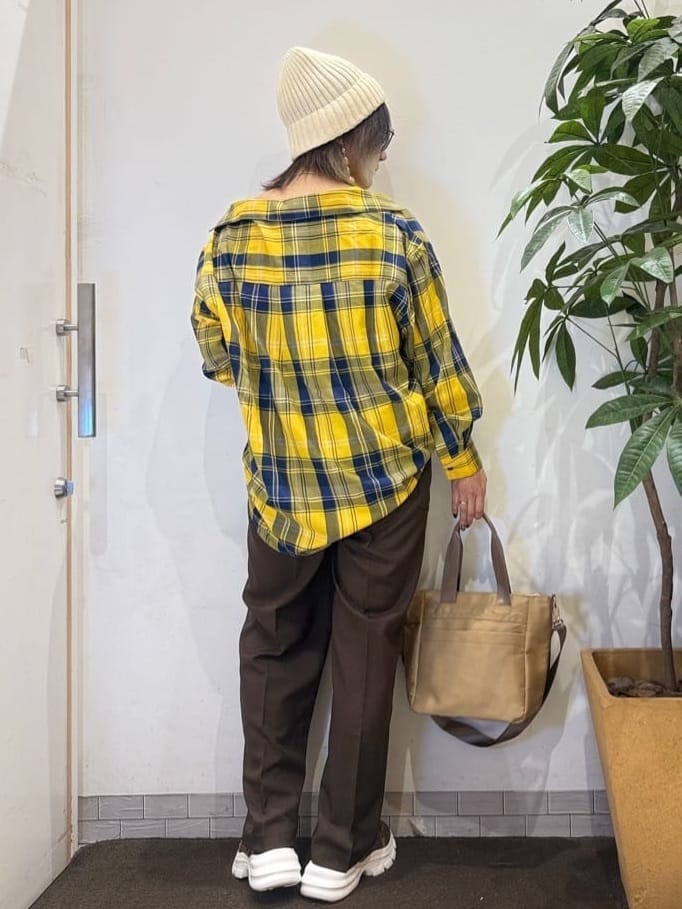 misakiさんの「SHOO･LA･RUE｜【洗濯機可/S-LL】程よい抜け感 大人のチェックシャツ」を使ったコーディネート
