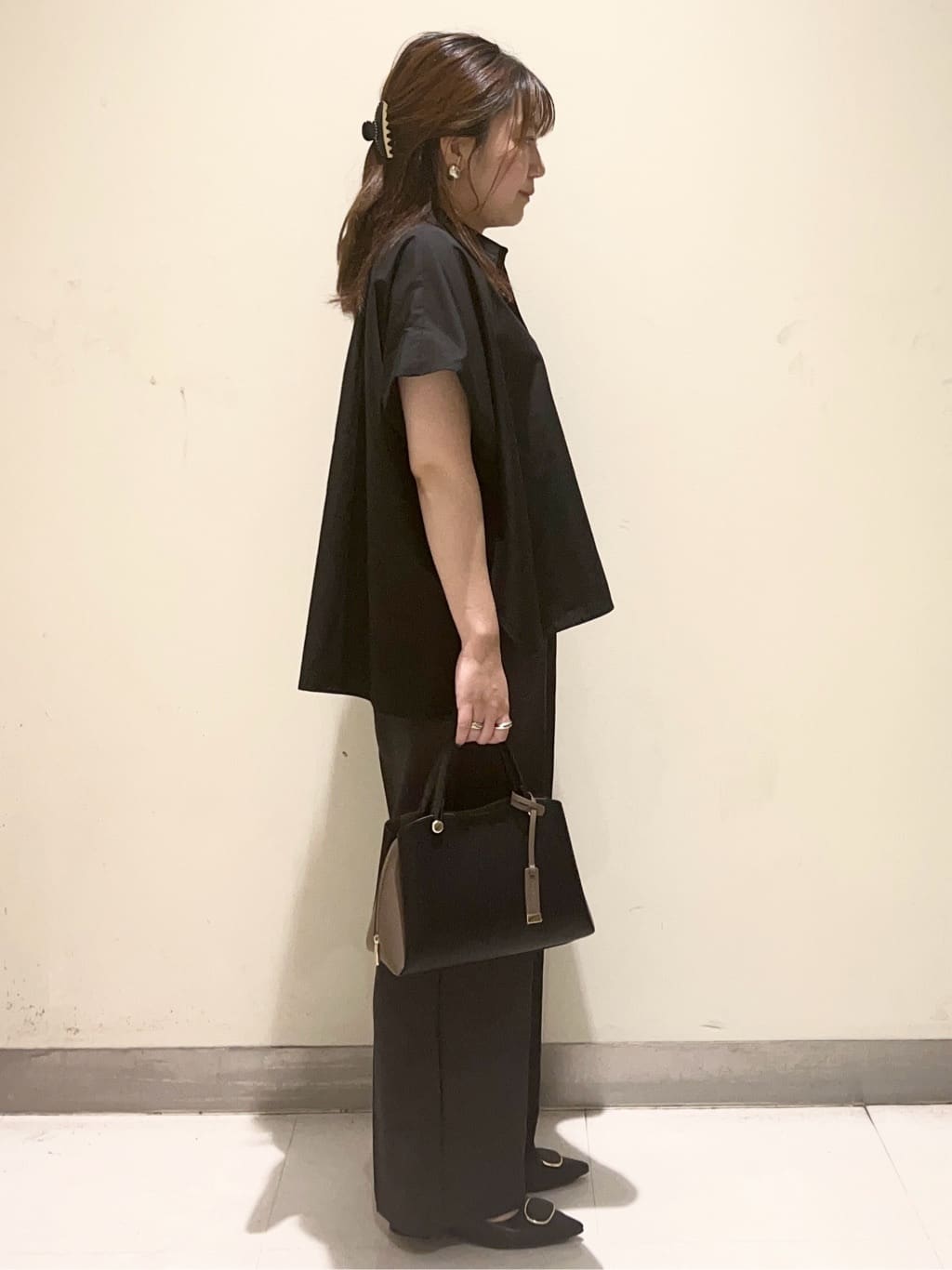 mizukiさんの「OPAQUE.CLIP｜《andGIRL掲載》リラクシーシャツ【洗濯機洗い可】」を使ったコーディネート
