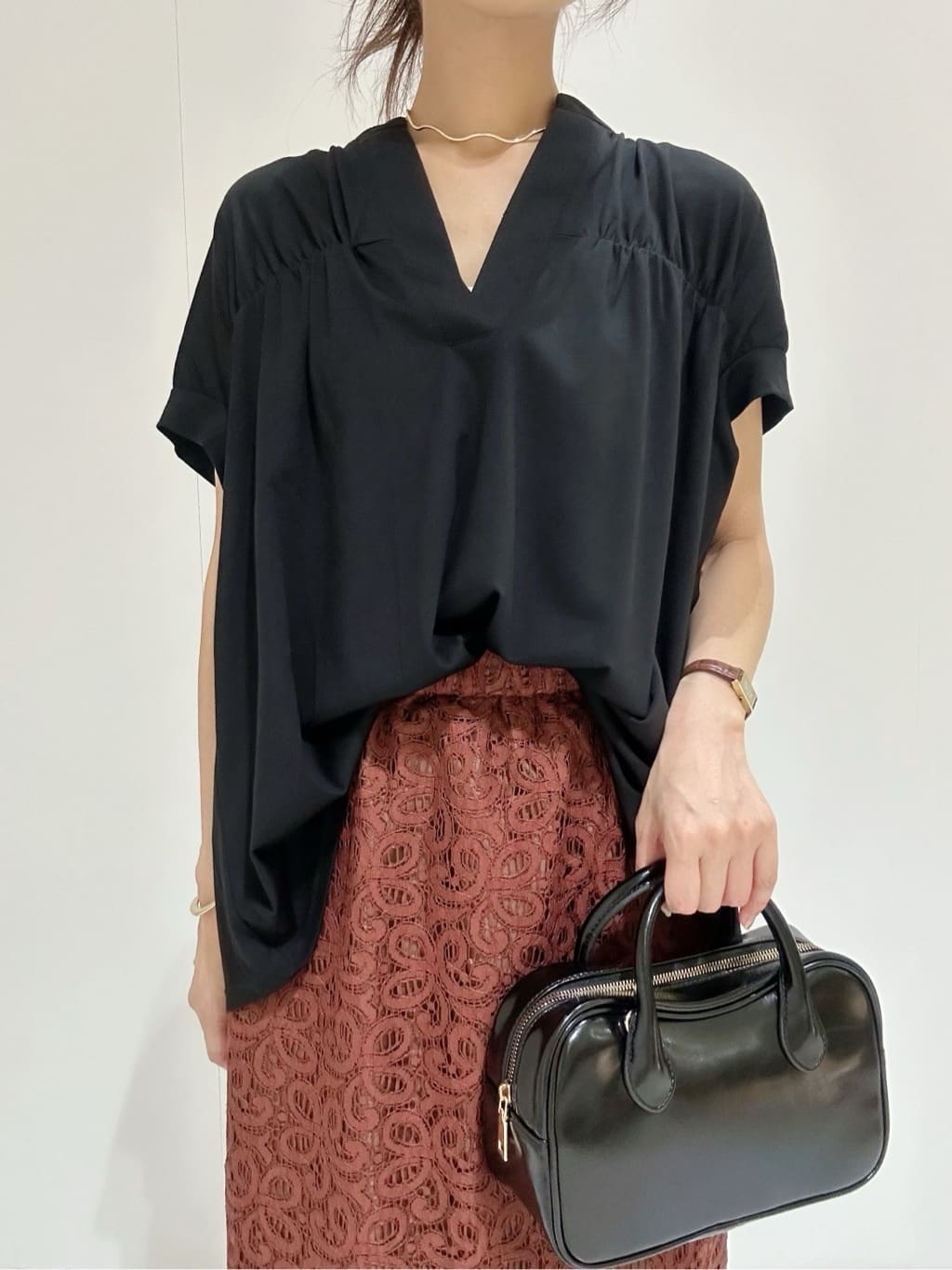 makiさんの「OPAQUE.CLIP｜スキッパーフレアカットソー【接触冷感／洗濯機洗い可】」を使ったコーディネート