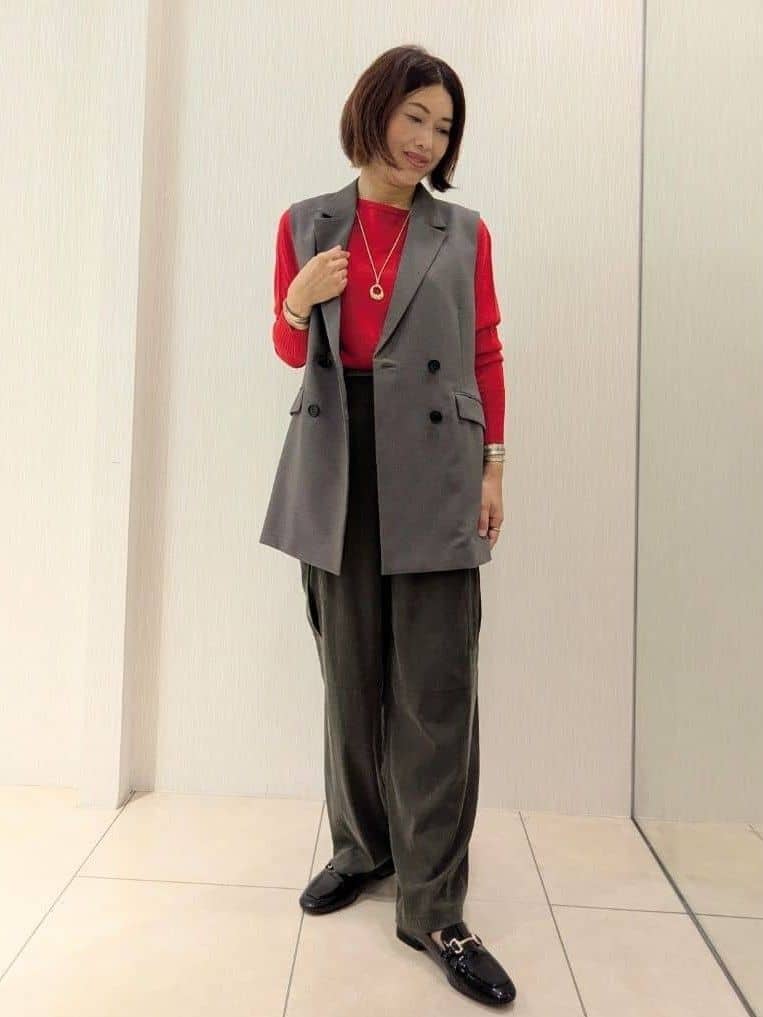 u-macoさんの「UNTITLED｜【8色展開/体型カバー】魅せるタイムレスニット」を使ったコーディネート