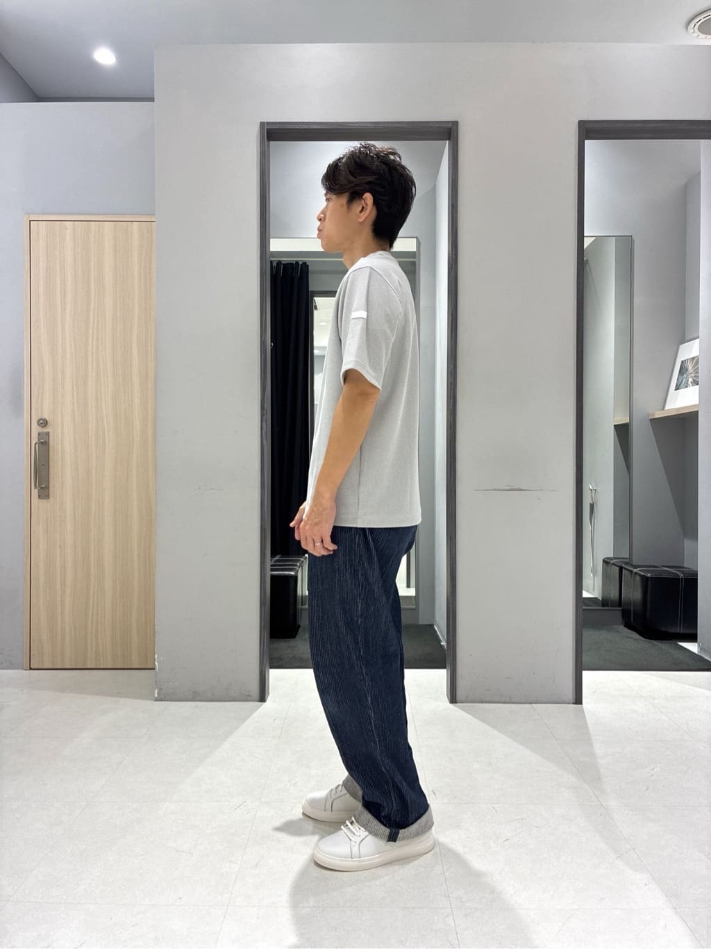 わいずみさんの「TAKEO KIKUCHI｜【抗菌防臭／9色5サイズ展開】ハニカムメランジ ポロシャツ」を使ったコーディネート