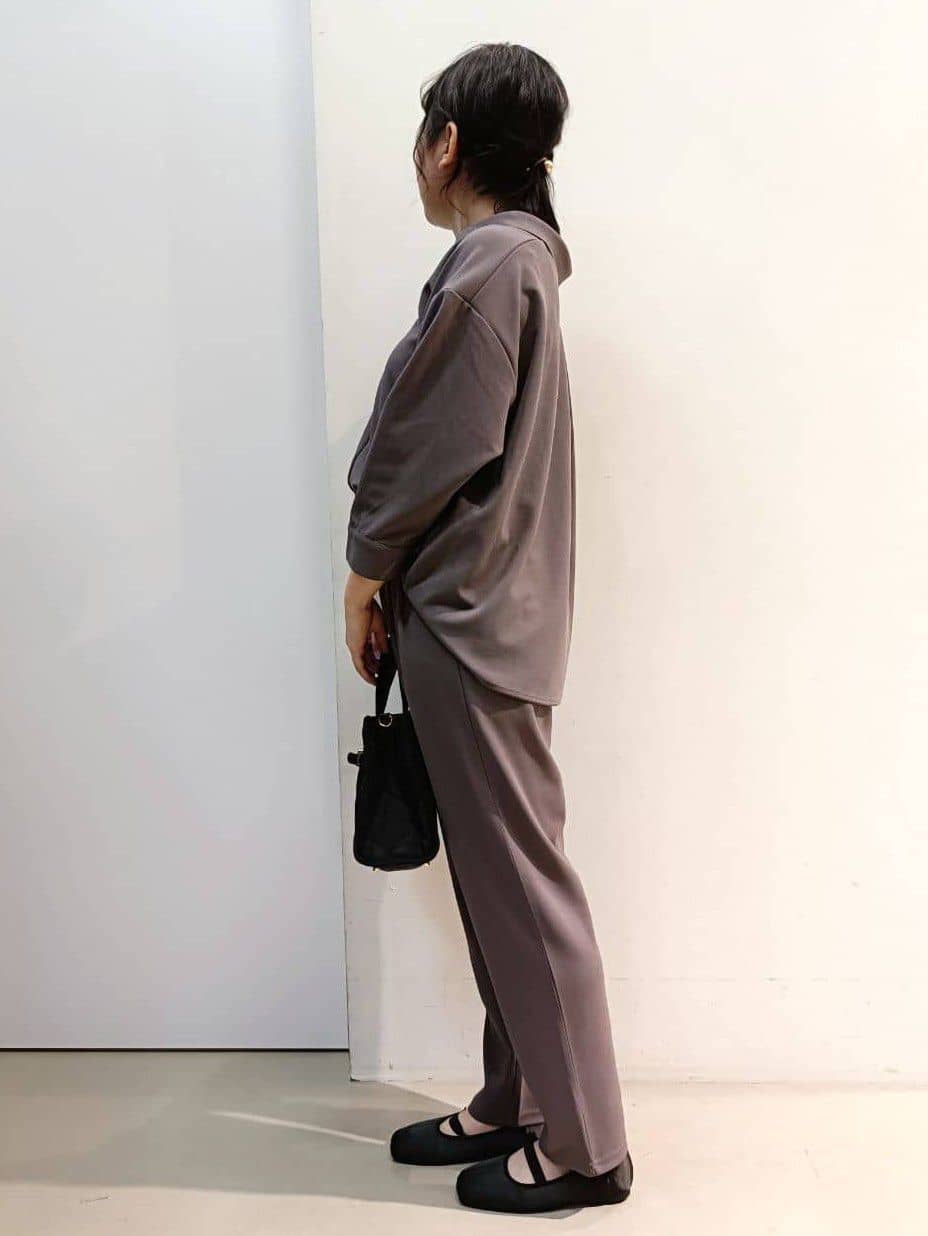 あんさんの「THE SHOP TK｜【着るだけでコーディネートが決まる】スキッパーブラウス&パンツセット」を使ったコーディネート