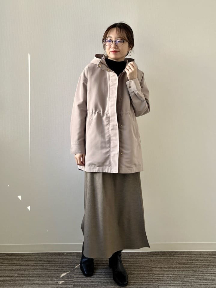 saoriさんの「【撥水/花粉防止/手洗い可】ボアライナー付きミディ丈マウンテンパーカー」を使ったコーディネート