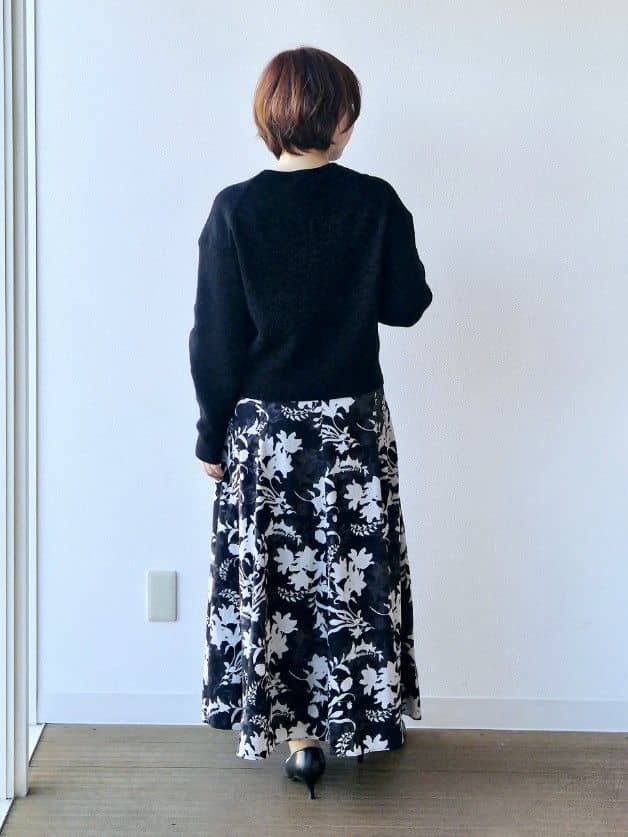 やじまさんの「UNTITLED｜【ゆったりサイズ／着丈短め】ジップニットカーディガン」を使ったコーディネート