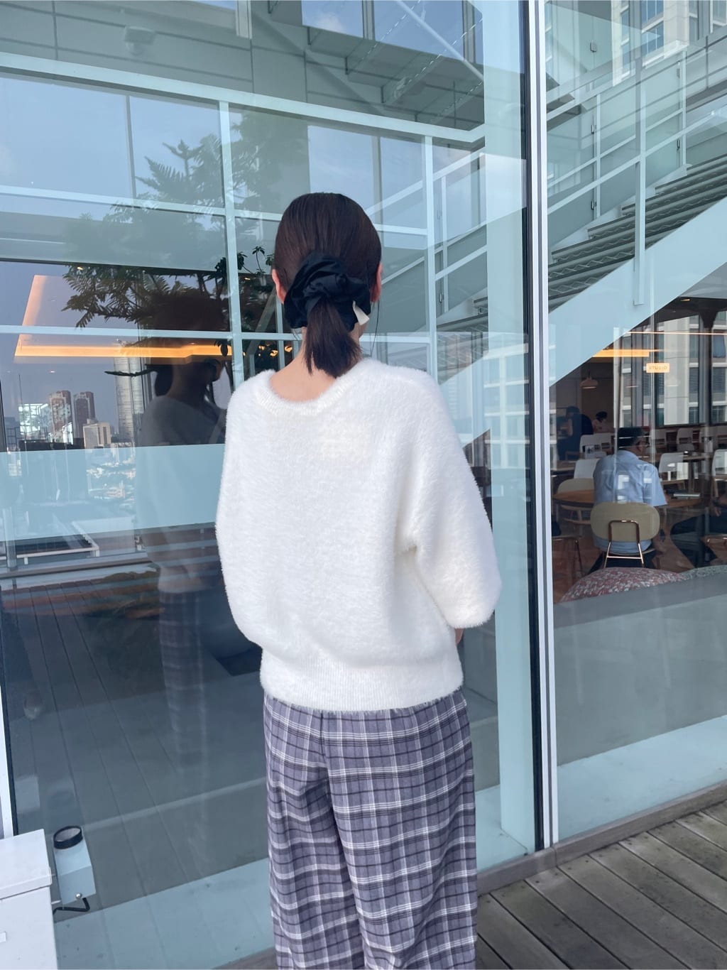 abeさんの「Couture brooch｜リボンデザイン2WAYバッグ」を使ったコーディネート