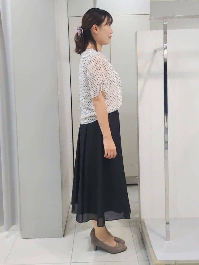 AZUSAさんの「Reflect｜【マシンウォッシュ可／セットアップ可】コツキ柄プリントブラウス」を使ったコーディネート