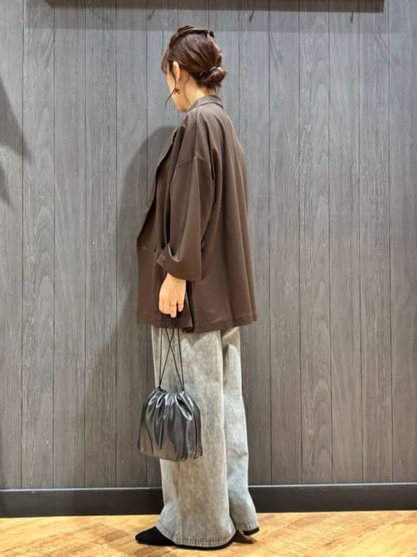 meiさんの「SHOO･LA･RUE｜【S-LL/ひんやり】さらっとしたタッチが心地よい ダブルブレストジャケット」を使ったコーディネート