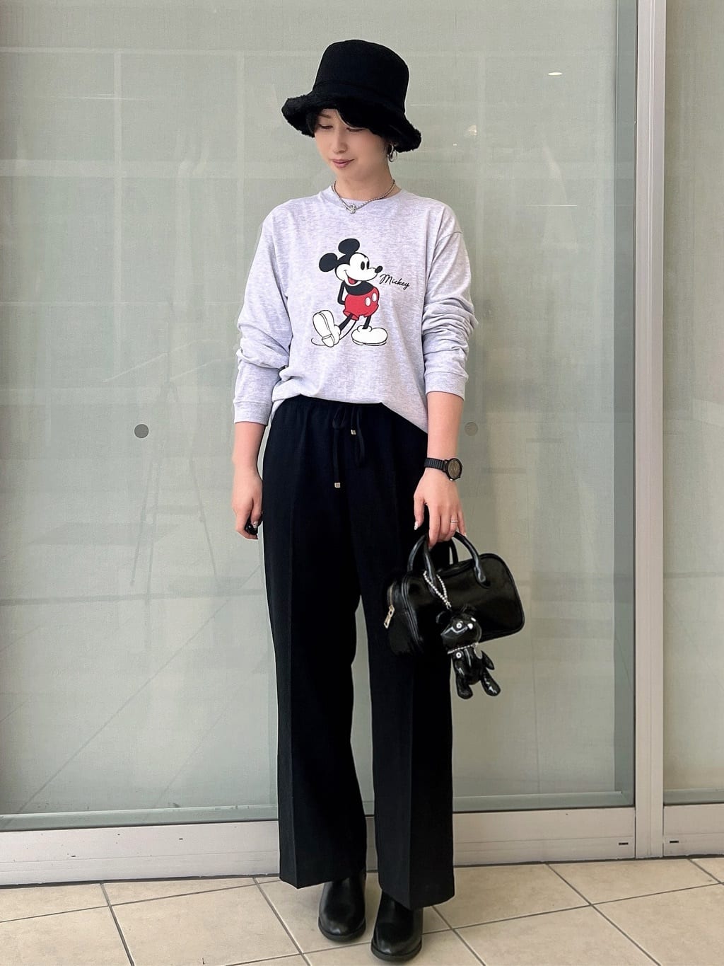 yo-koさんの「OPAQUE.CLIP｜【Mickey Mouse】プリントロングTシャツ」を使ったコーディネート