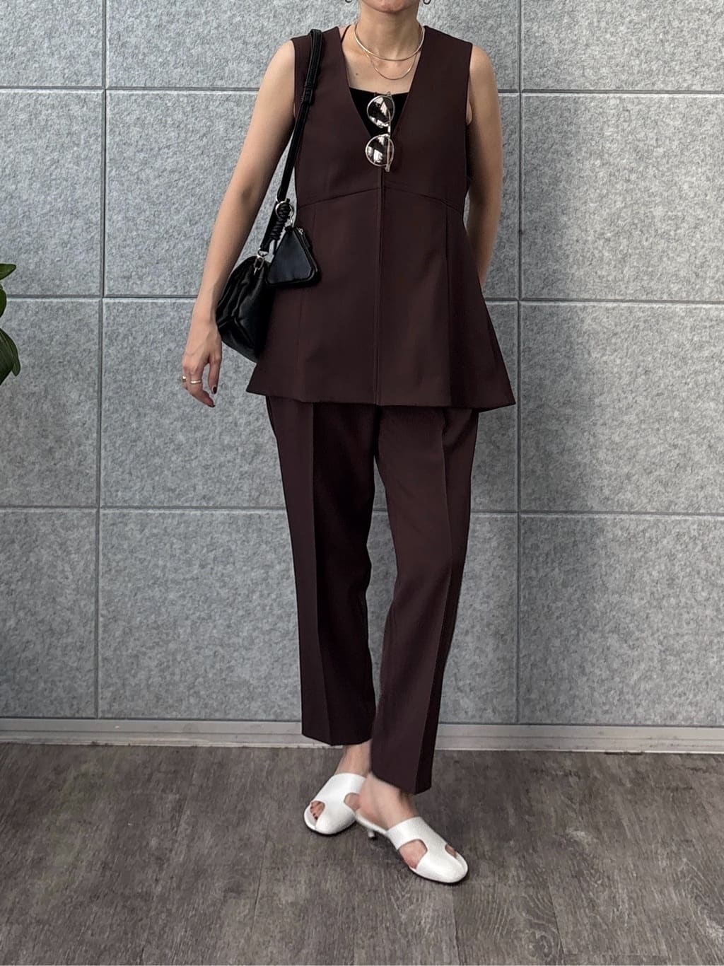 kotakiさんの「INDIVI｜Comfy SET UP｜イージーテーパードパンツ【セットアップ対応／通勤/カセット服】」を使ったコーディネート
