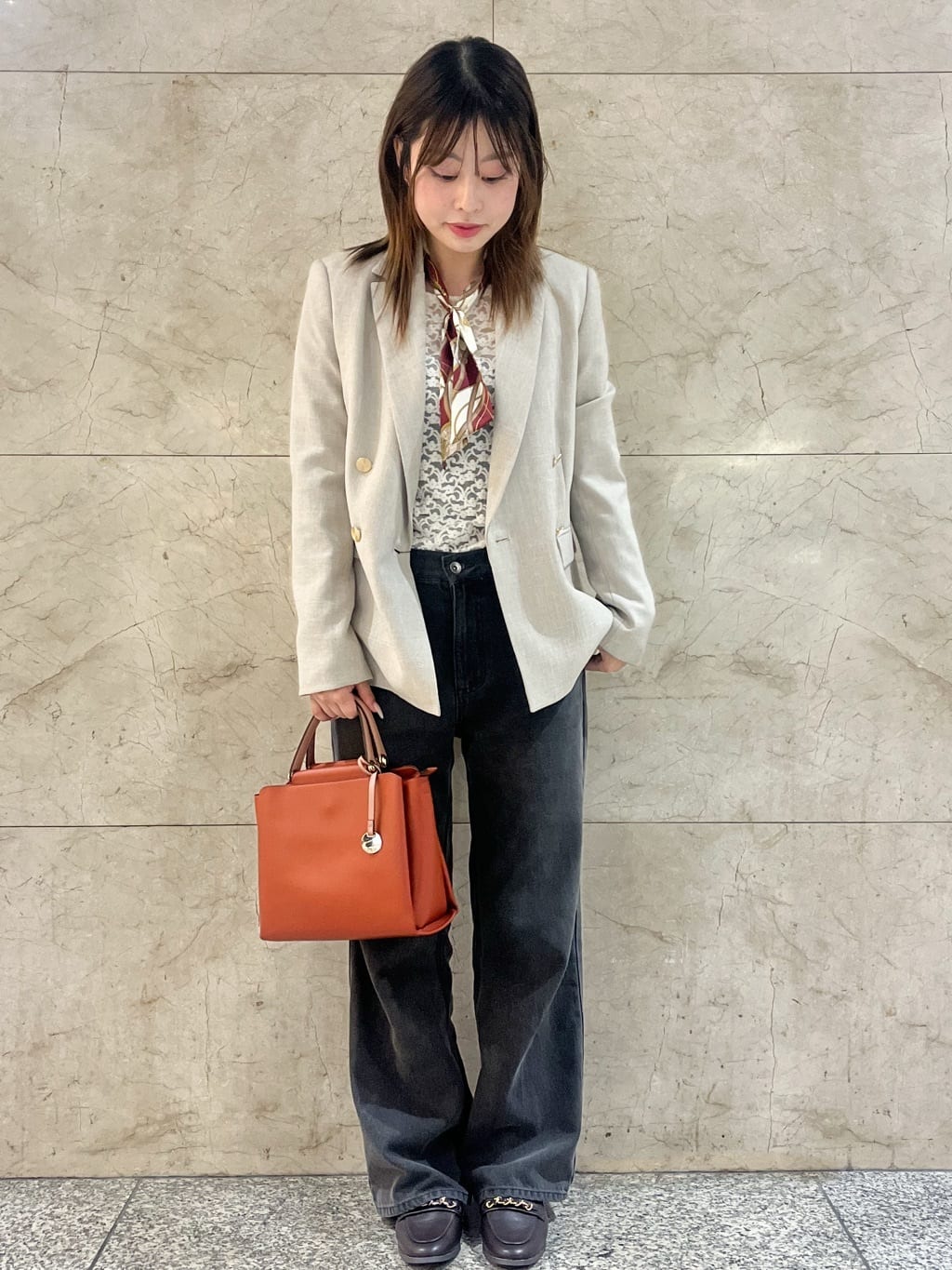 まひるさんの「index｜《丈が選べる》ストレートデニムパンツ【洗濯機洗い可】」を使ったコーディネート
