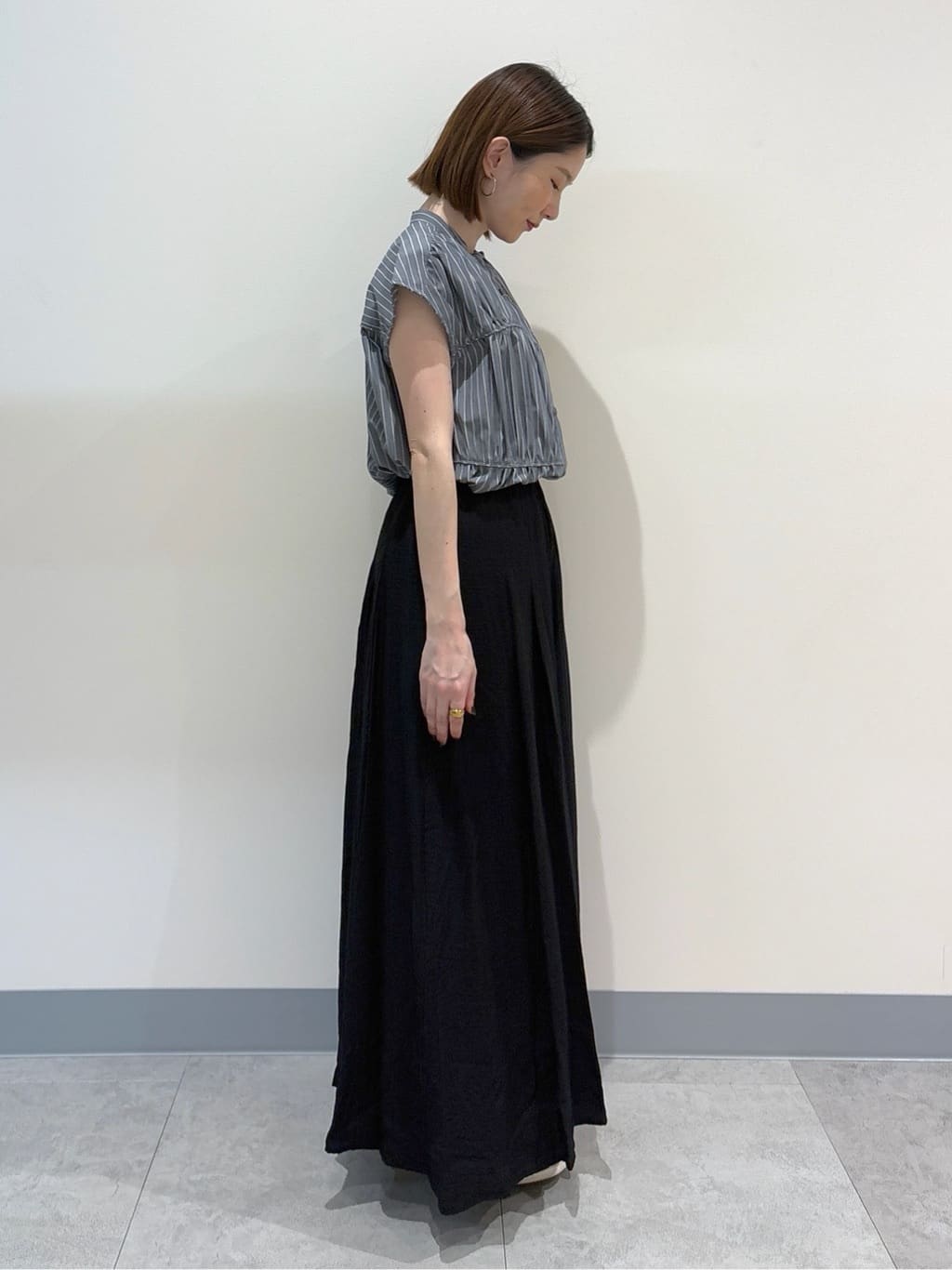 risaさんの「Dessin｜【洗える】ストライプ柄ギャザーブラウス」を使ったコーディネート