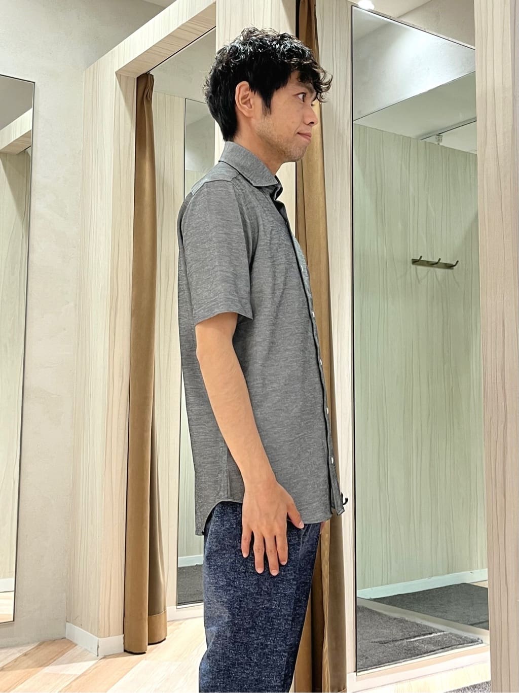 URAさんの「TAKEO KIKUCHI｜【抗菌防臭】COOL DOTS（R）ドビープリント パンツ」を使ったコーディネート