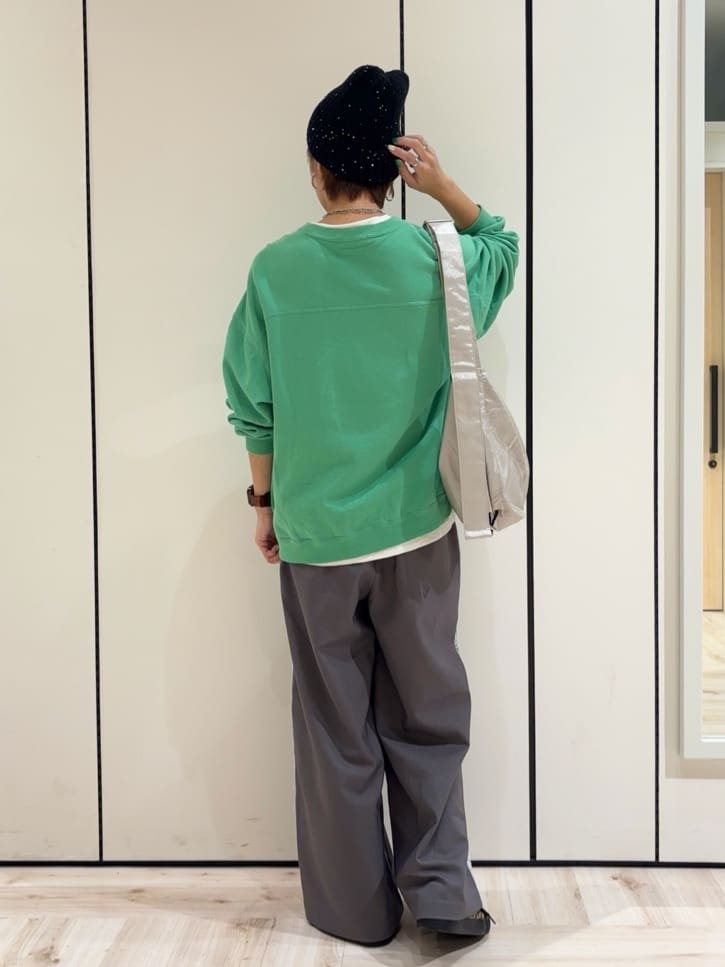 ｓａｔｏｍｉさんの「SHOO･LA･RUE｜ベーシックスニーカー」を使ったコーディネート