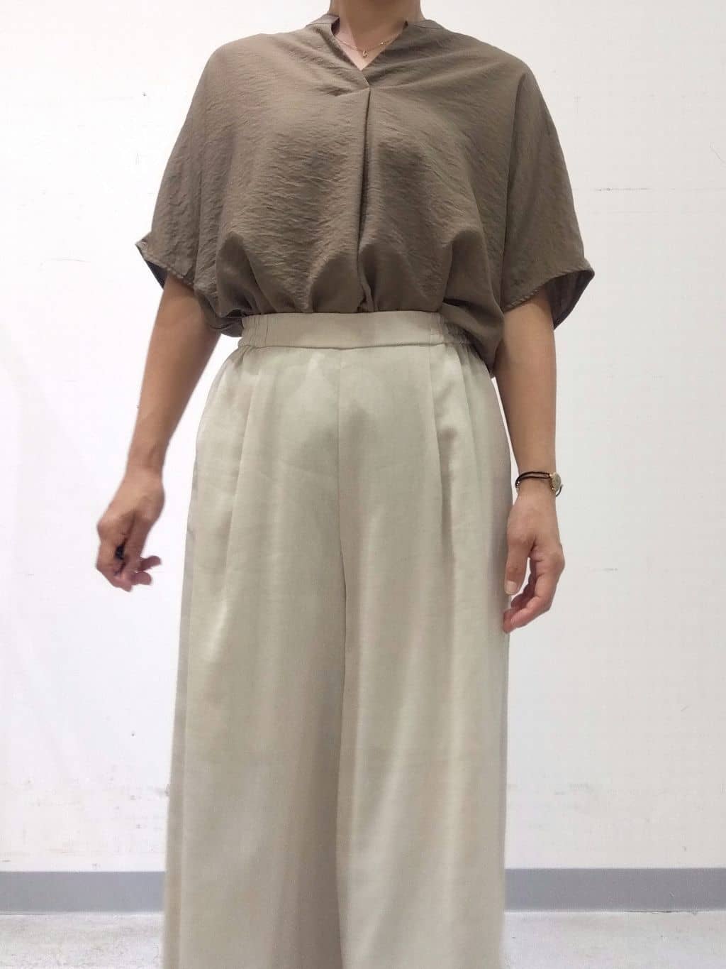 Kさんの「INDIVI｜【洗える／清涼感◎】ワイドフレアパンツ／スカーチョ」を使ったコーディネート