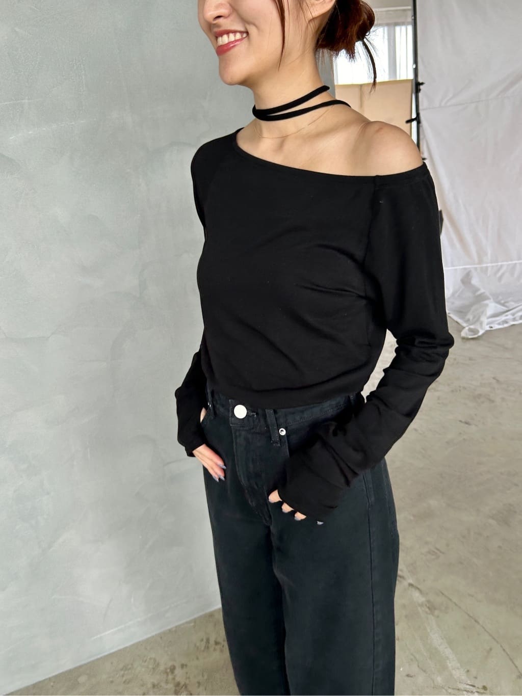 harunaさんの「CODE A｜off－shoulder jersey top」を使ったコーディネート