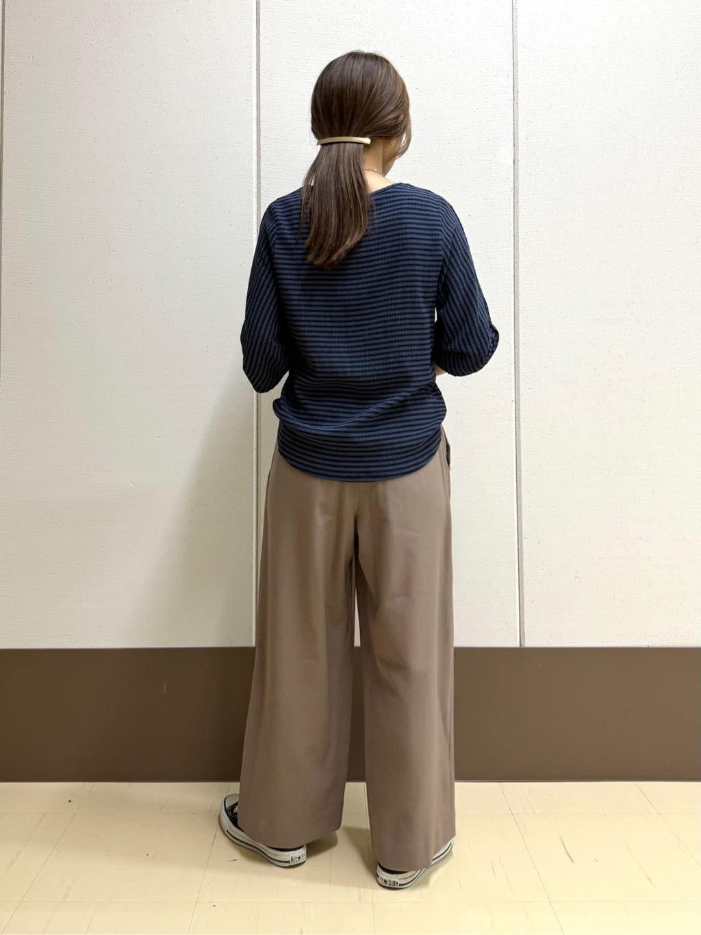 mamiさんの「INDIVI｜【UVケア／吸汗速乾】凹凸素材ねじり袖トップス」を使ったコーディネート