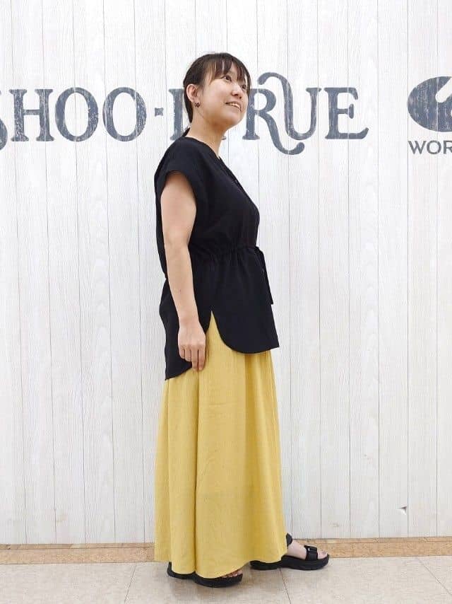 とろろさんの「SHOO･LA･RUE｜【S-LL】シルエットが変えられる ウエストリボンブラウス」を使ったコーディネート