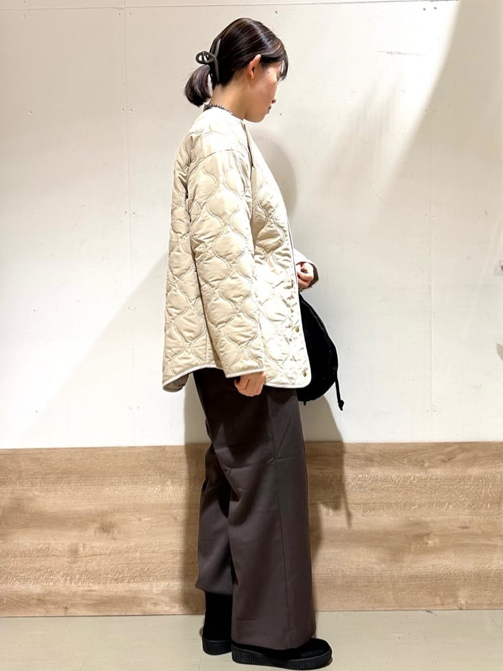 花さんの「SHOO･LA･RUE｜【洗濯機可/S-LL/高レビュー】上品シルエットで美しい イージーワイドパンツ」を使ったコーディネート