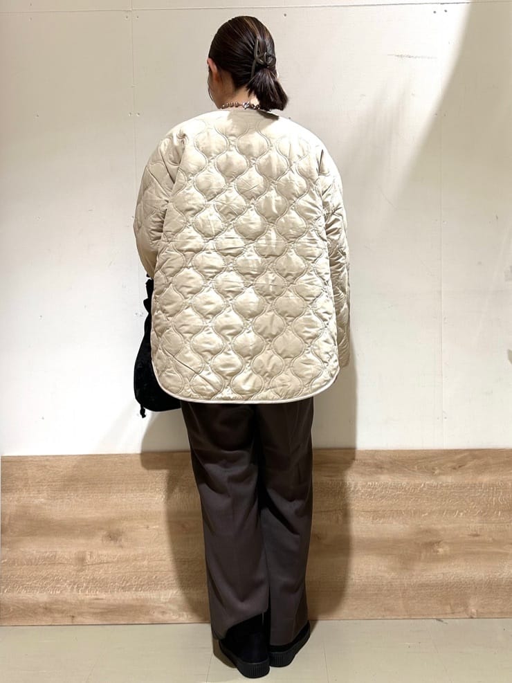 花さんの「SHOO･LA･RUE｜【洗濯機可/S-LL/高レビュー】上品シルエットで美しい イージーワイドパンツ」を使ったコーディネート
