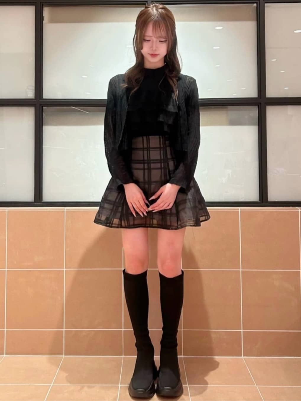Arisaさんの「ESPERANZA｜スニーカーソールストレッチロングブーツ」を使ったコーディネート