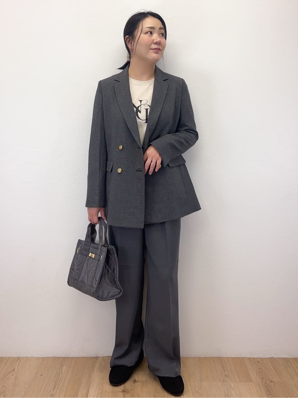 Takeさんの「OPAQUE.CLIP｜ロングロゴTシャツ【洗濯機OK】」を使ったコーディネート