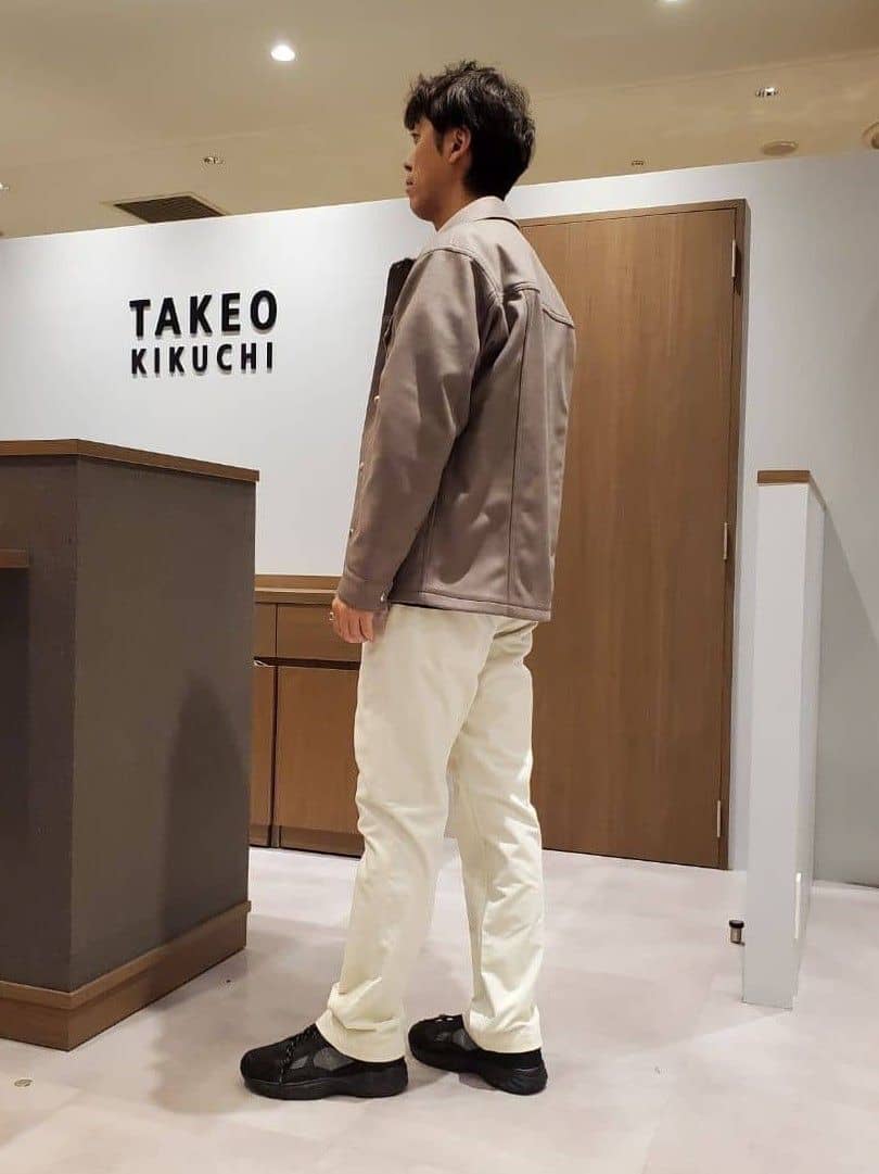 ishidaさんの「TAKEO KIKUCHI｜ストレッチ テーラードＴシャツ」を使ったコーディネート