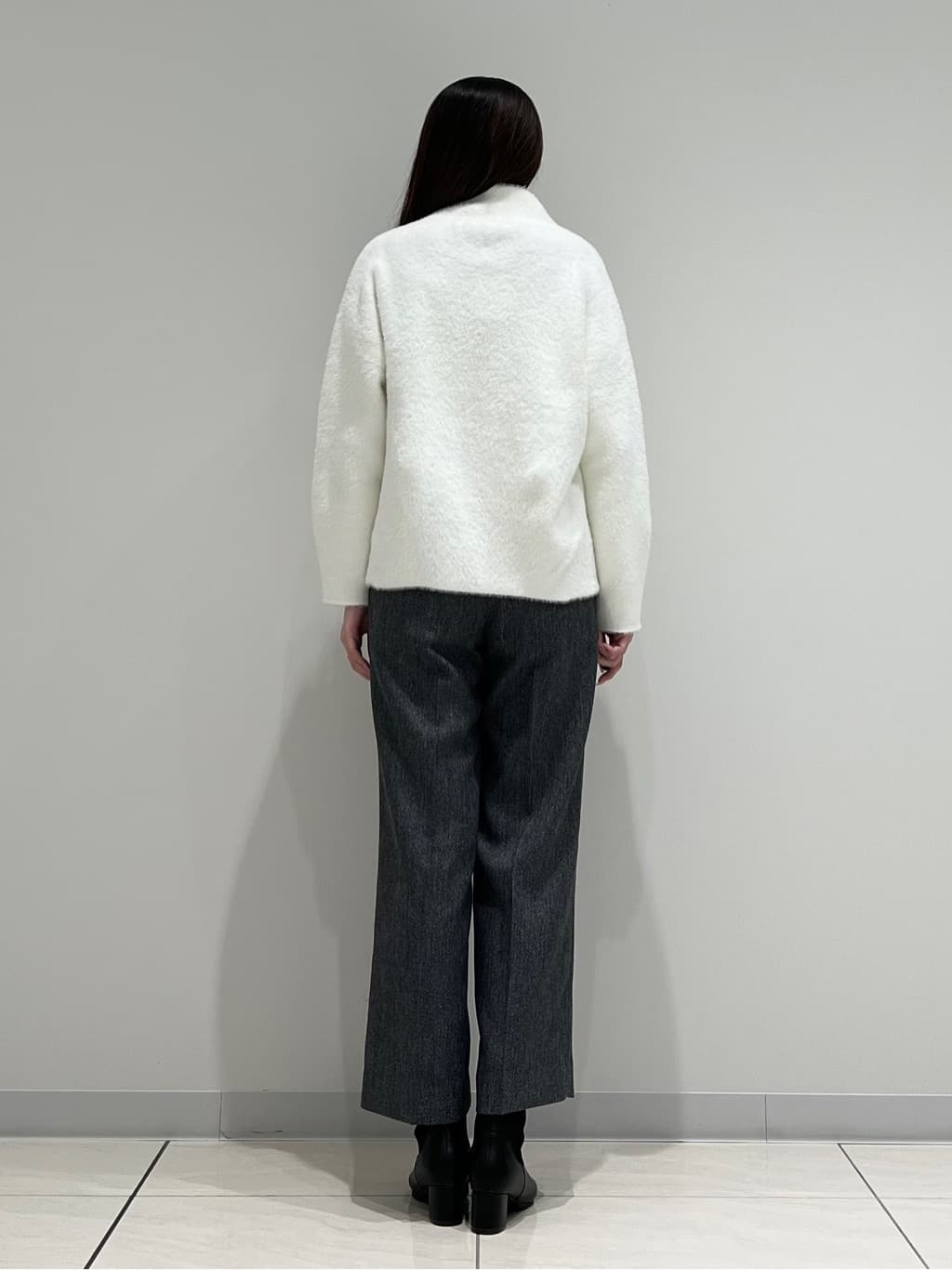 T.Kさんの「INDIVI｜【洗える／毛玉になりにくい】エクストラファインウール リブタートルニット」を使ったコーディネート