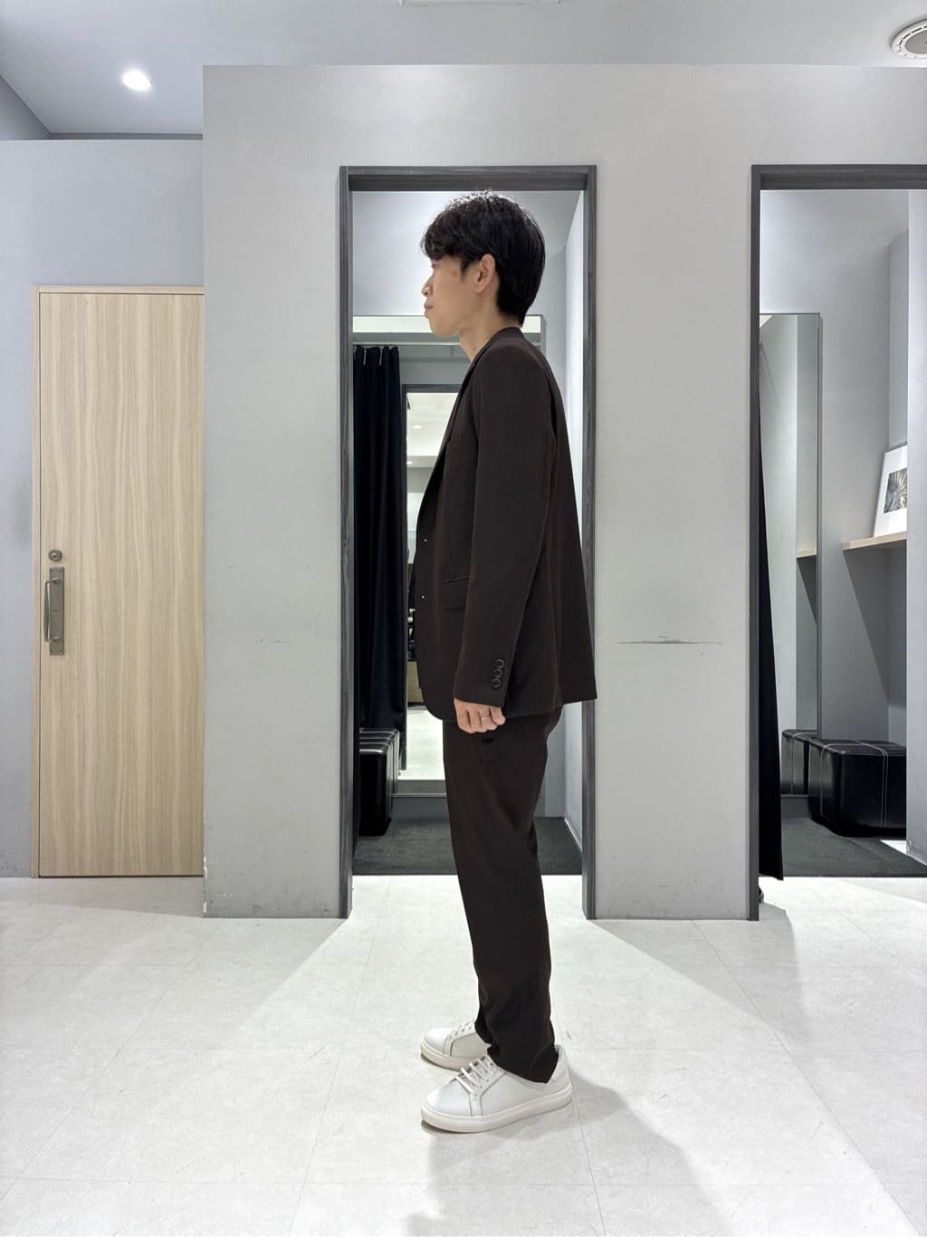 わいずみさんの「TAKEO KIKUCHI｜【360&deg;ストレッチ／セットアップ対応】None Of Stress ジャケット」を使ったコーディネート