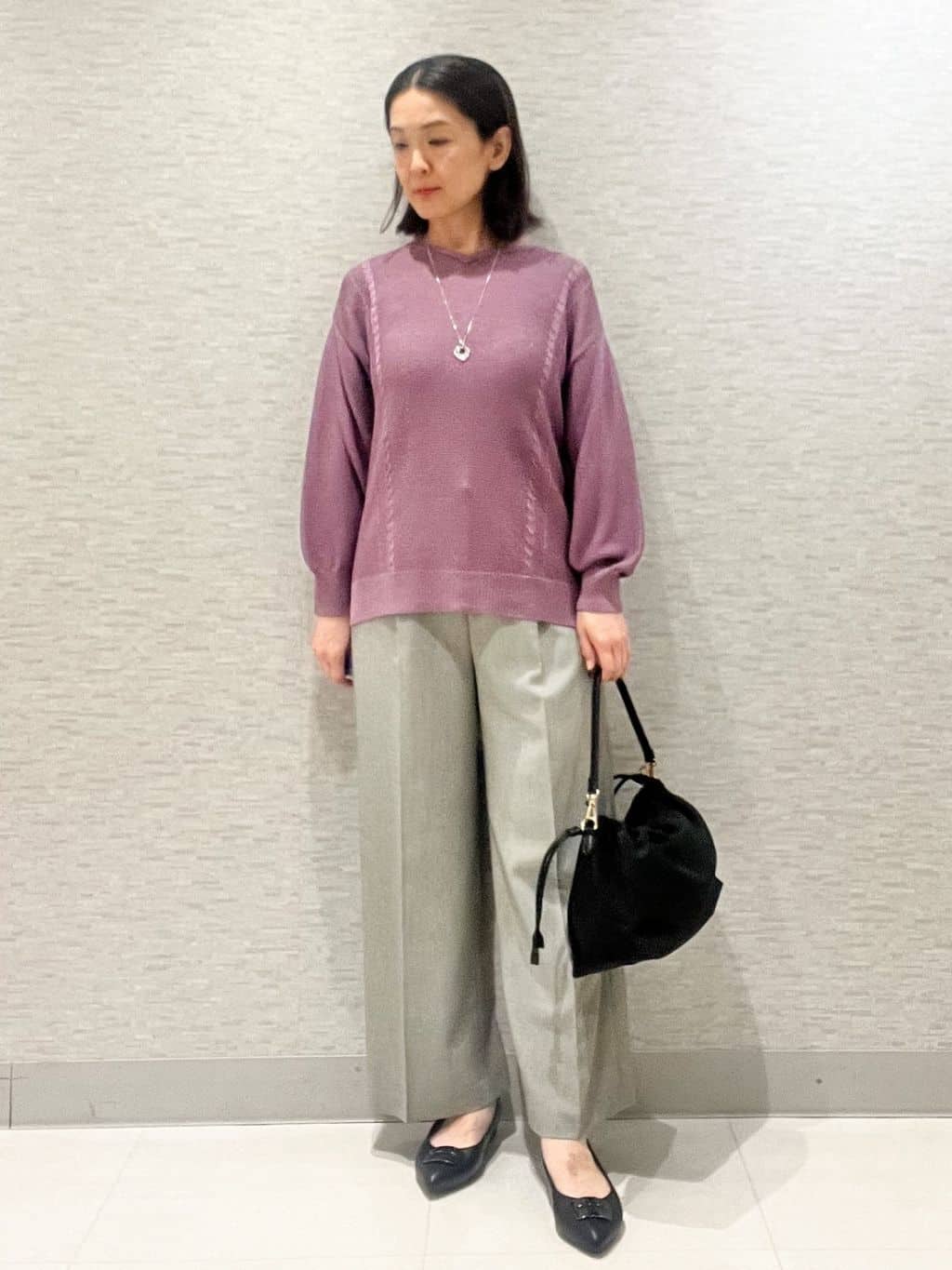 marikoさんの「Reflect｜【パンツ合わせにぴったり◎】ゆったりオフボディニット」を使ったコーディネート