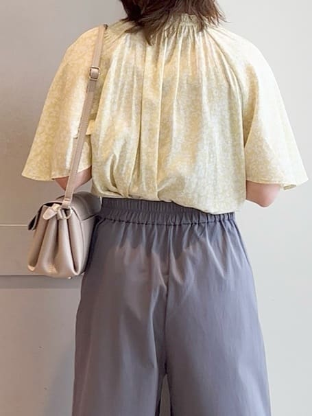 yamakoさんの「grove｜サマーハイパーストレッチワイドパンツ」を使ったコーディネート