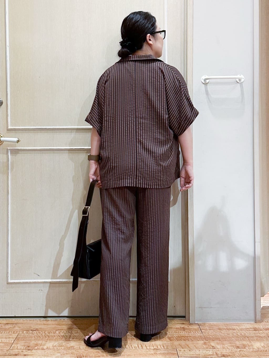 umeさんの「SHOO･LA･RUE｜【S-LL/ひんやり/洗濯後しわになりにくい】インせず決まる はしごレースドルマンブラウス」を使ったコーディネート