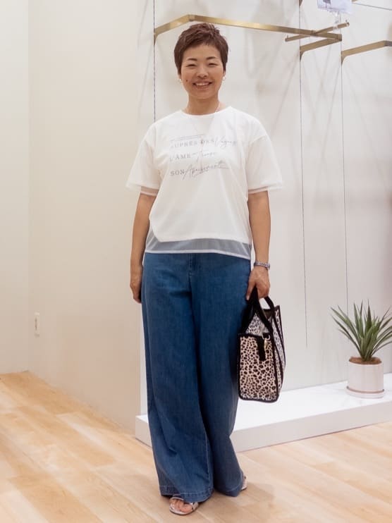 シュウコさんの「grove｜ラフだけどおしゃれ　チュールレイヤードTシャツ」を使ったコーディネート
