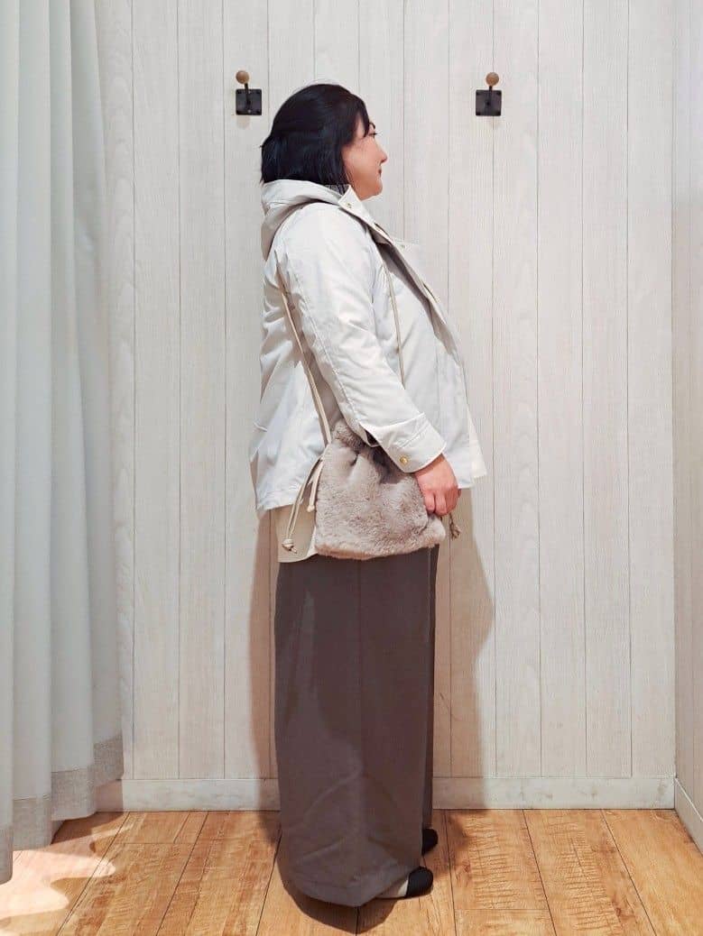 kotomiさんの「SHOO･LA･RUE｜【着丈選べる/S-LL】スタイルアップが叶う ベルト付きワイドパンツ」を使ったコーディネート
