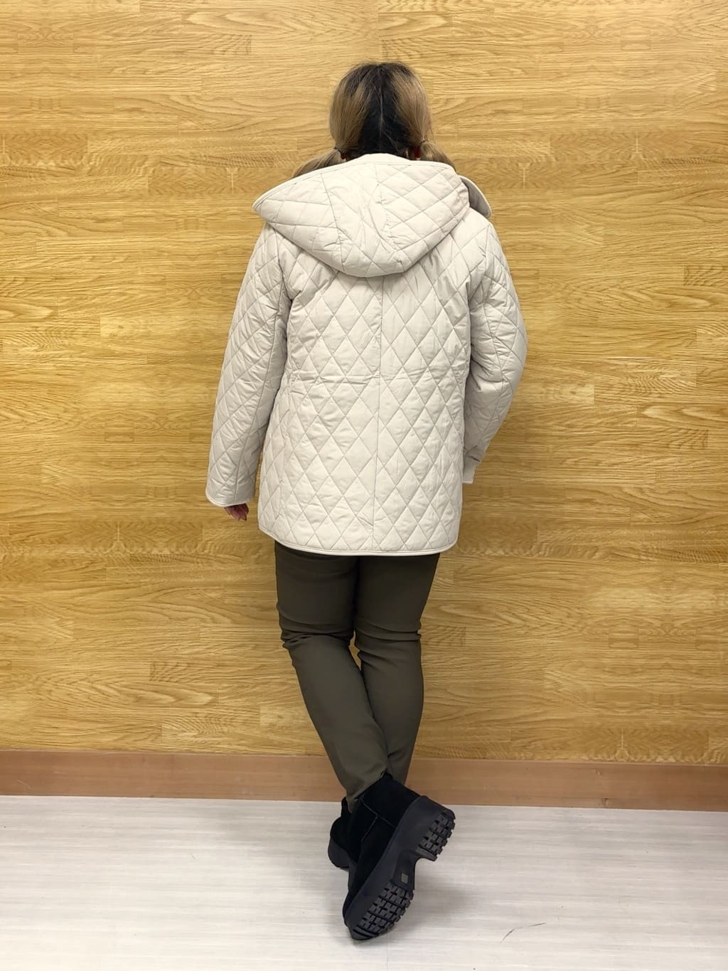 ぁむさんの「SHOO･LA･RUE｜【洗濯機可/S-LL】フィット感が心地よい ハイパーストレッチスキニー裏起毛」を使ったコーディネート