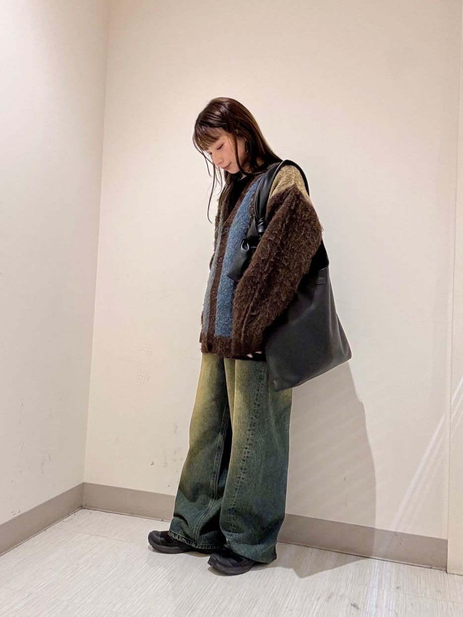S.A.Oさんの「tk.TAKEO KIKUCHI｜バレルシルエットパンツ（デニム＆カラーパンツ）」を使ったコーディネート