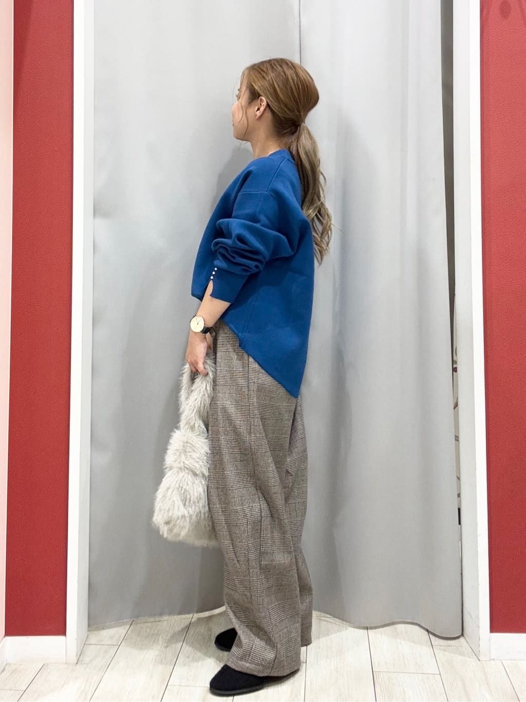 shioさんの「SHOO･LA･RUE｜【あったか】クラシカルなチェック柄 裏起毛カーブパンツ」を使ったコーディネート