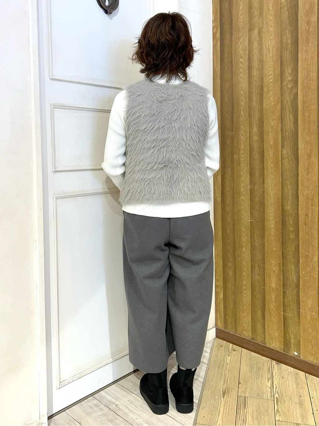 yuriyuriさんの「SHOO･LA･RUE｜【洗濯機可】美脚見え あったか圧縮ニット ガウチョパンツ」を使ったコーディネート