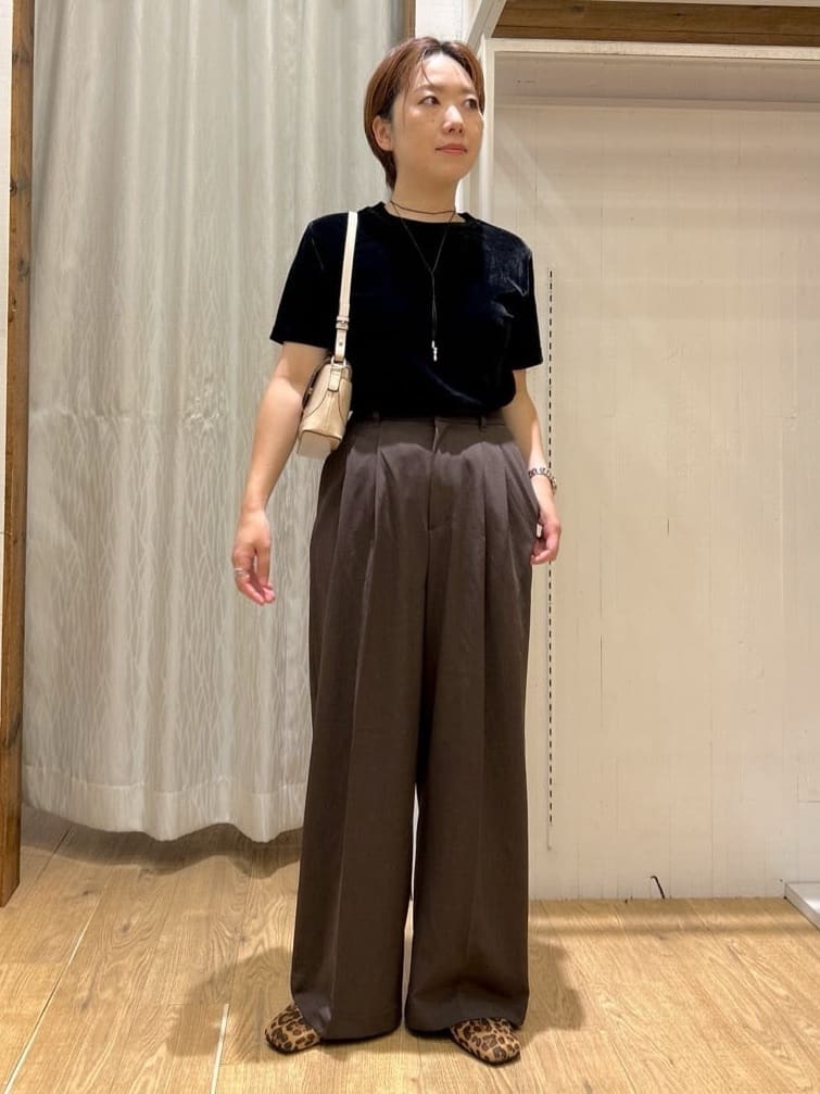 ga_riさんの「THE SHOP TK｜シアーベロアカットソー【洗える】」を使ったコーディネート