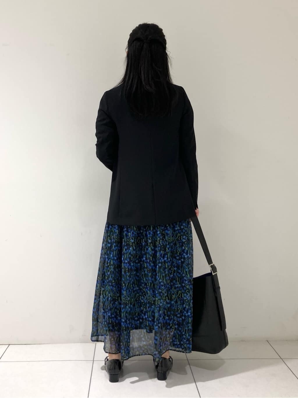 momokoさんの「INDIVI｜【軽く羽織れる！】ダブルジャケット」を使ったコーディネート