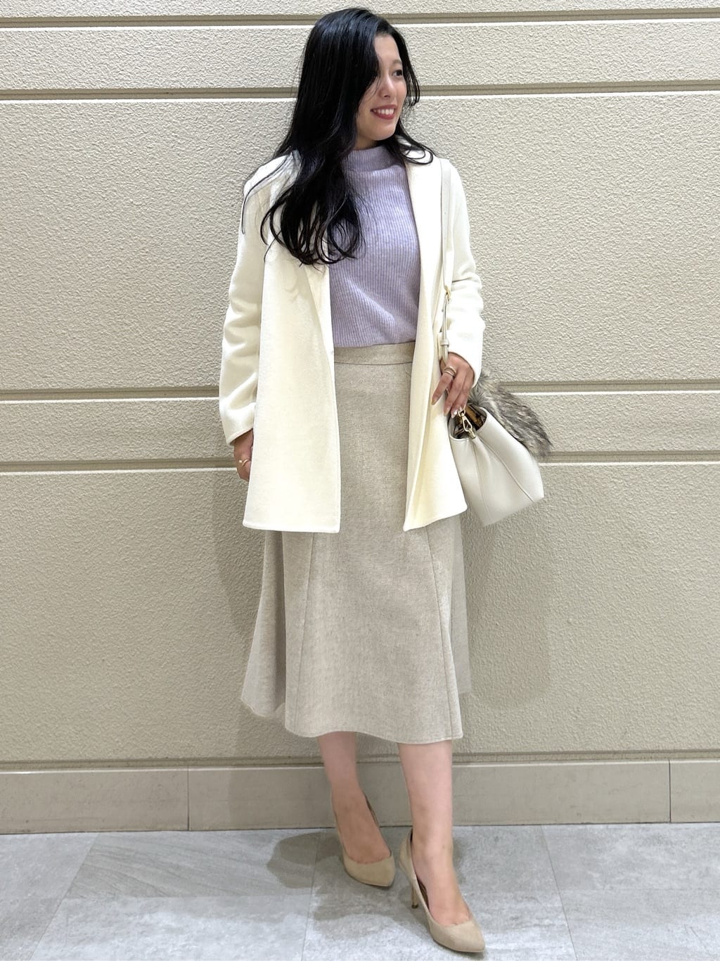 Momokaさんの「COUP DE CHANCE｜【リバー仕立て／裏地無し】軽く羽織れるウールリバーコート」を使ったコーディネート