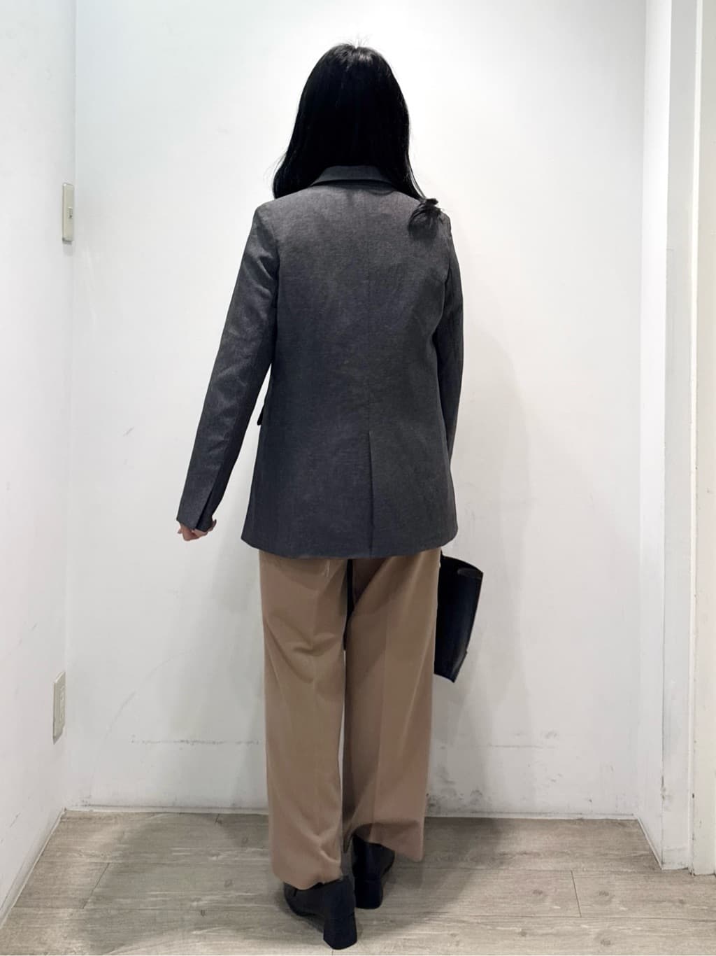 yuicciさんの「OPAQUE.CLIP｜《ツインセット》ショートラメニット&times;フレアタンクトップ【洗濯機OK】」を使ったコーディネート