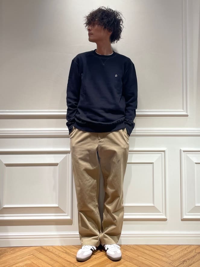 橋本さんの「DRESSTERIOR｜ヴィンテージ アルティメットチノパンツ」を使ったコーディネート