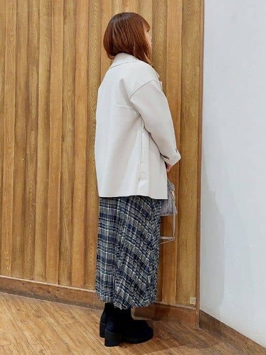はっぴーさんの「SHOO･LA･RUE｜ラメ入り生地ショルダーバッグ」を使ったコーディネート