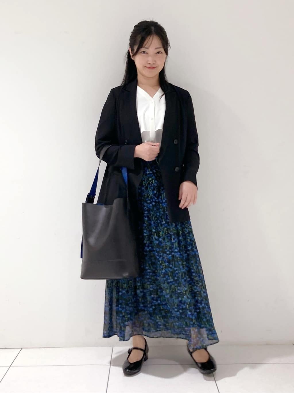 momokoさんの「INDIVI｜【軽く羽織れる！】ダブルジャケット」を使ったコーディネート