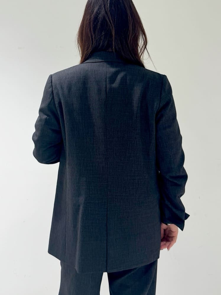 そんさんの「INDIVI｜【洗える／セットアップ可能】凹凸ストレッチ素材ダブルジャケット」を使ったコーディネート
