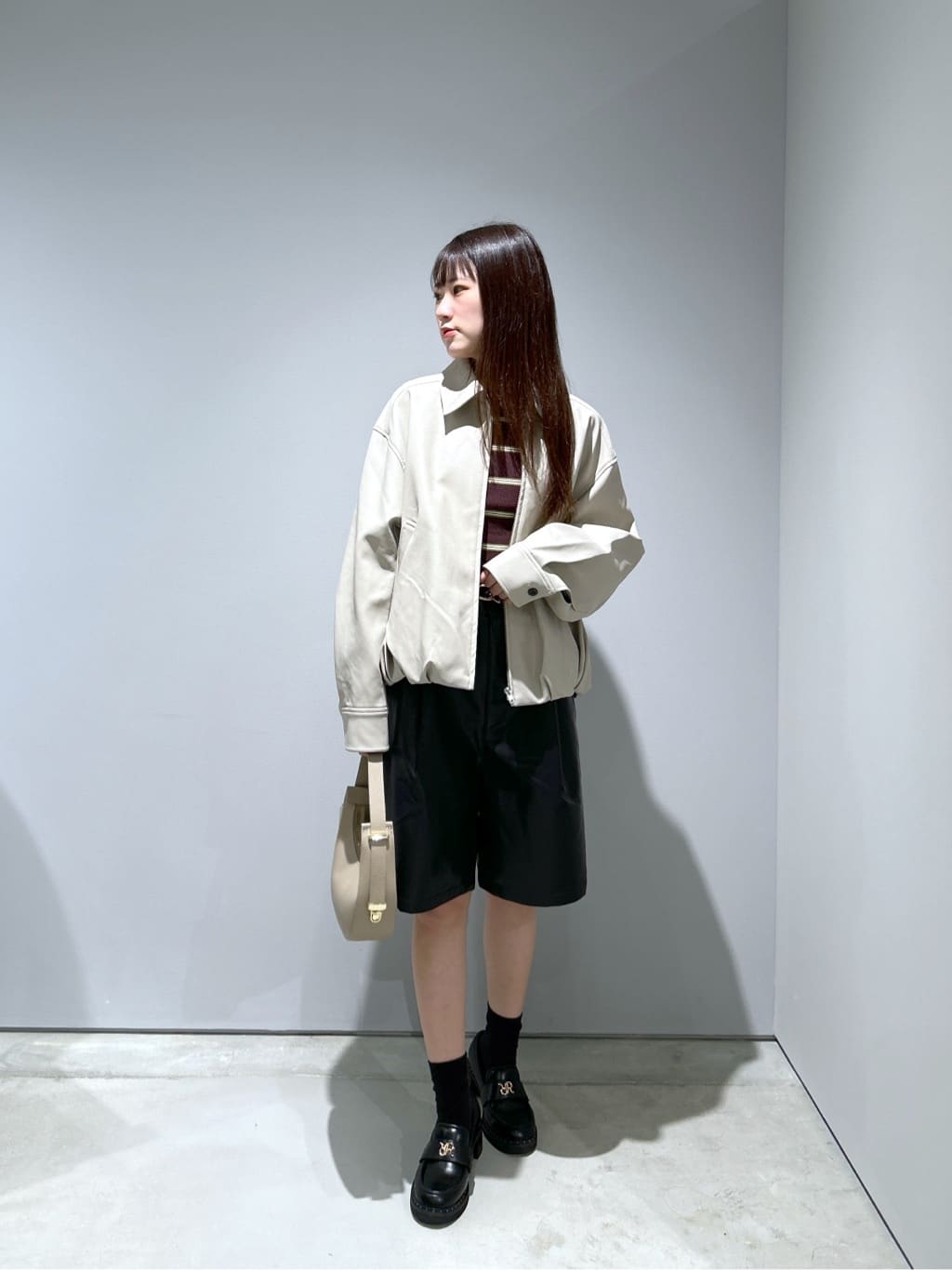 Renoさんの「INDIVI｜【MILLELA FIRENZE】ショルダームーンバッグ」を使ったコーディネート